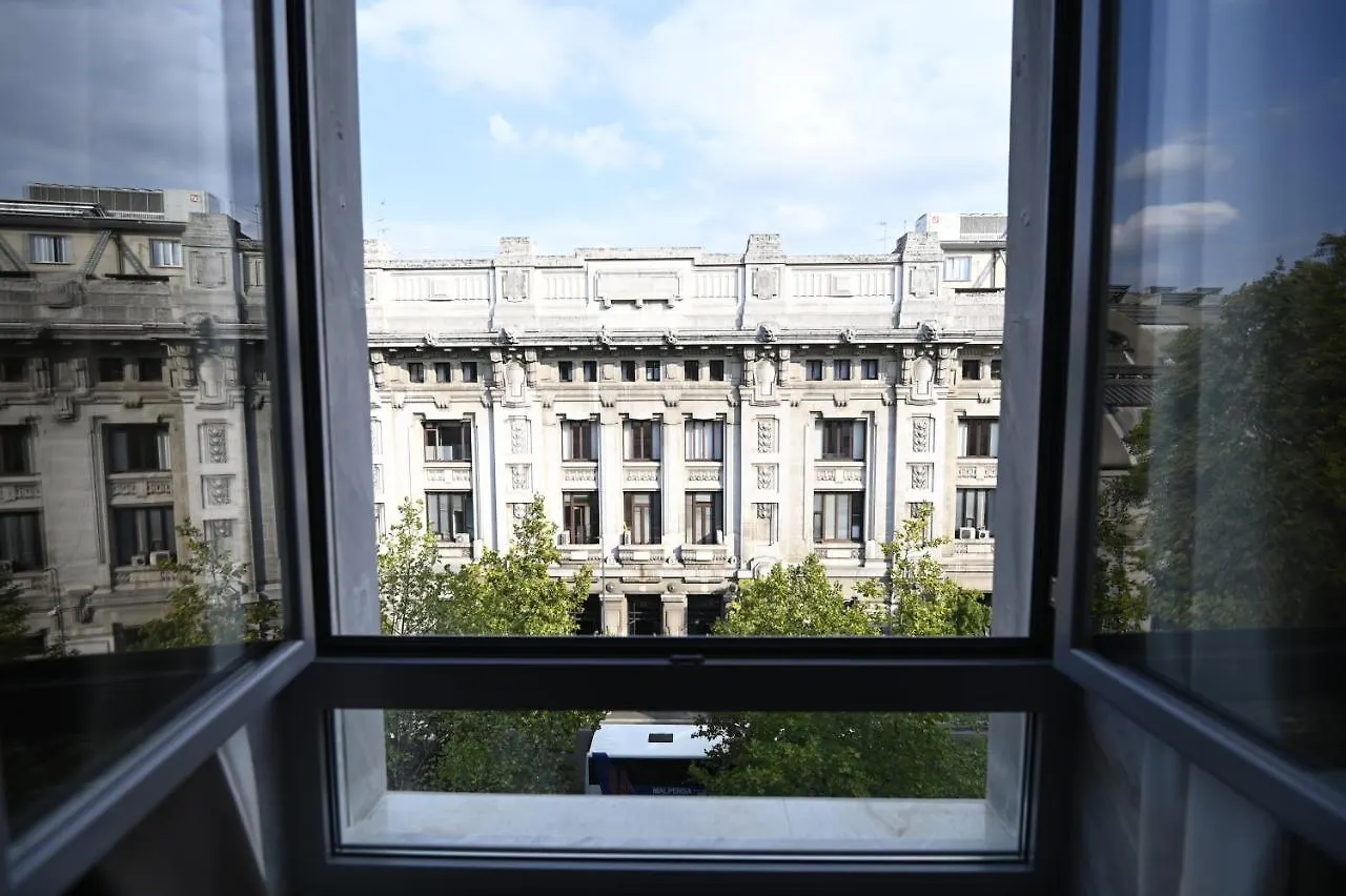 Hotel Midway Milan 3*,